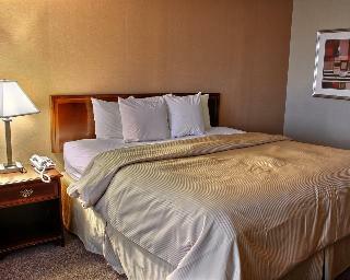 Clarion Hotel Marina & Conference Center
