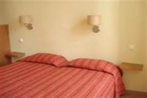 Pension Residencial Castromira I - Hostel