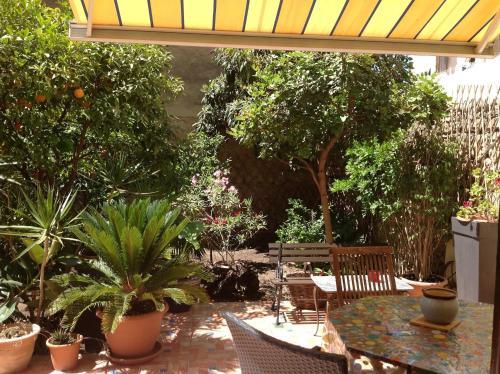 Apartamento Carrer Dels Horts
