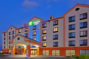 Holiday Inn Express Hotel & Suites Meadowlands Area