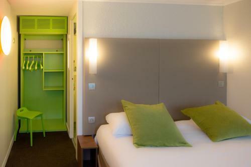 Hotel Campanile Laval Ouest