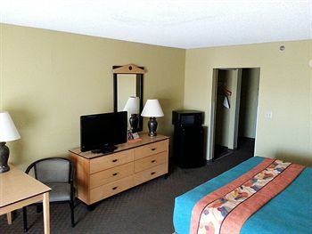 Vista Hotel On Lake Tarpon