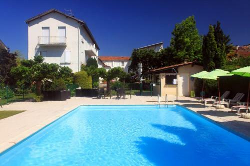 Hotel H�tel-restaurant Eychenne