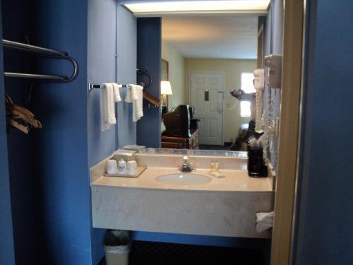 Cleveland Motel