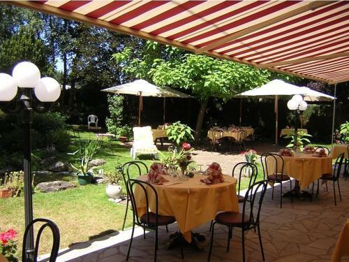 Hotel H�tel-restaurant La Croix Couverte