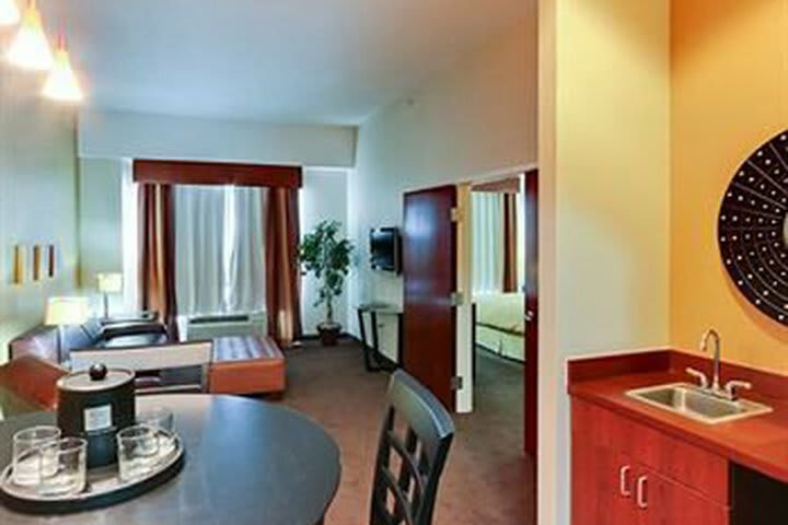 Hotel Comfort Suites Newport