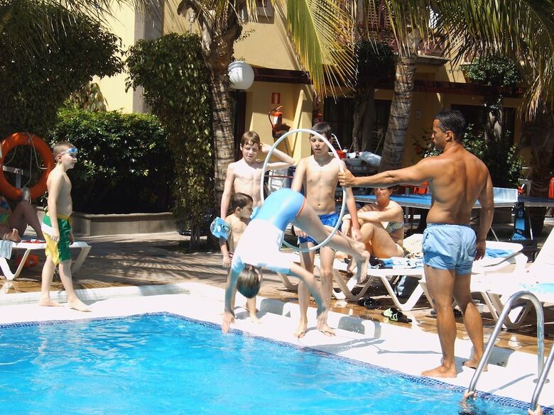 Apartamentos Maspalomas Oasis Club
