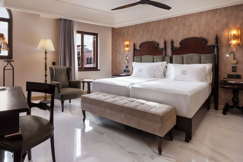 Hotel Santa Catalina