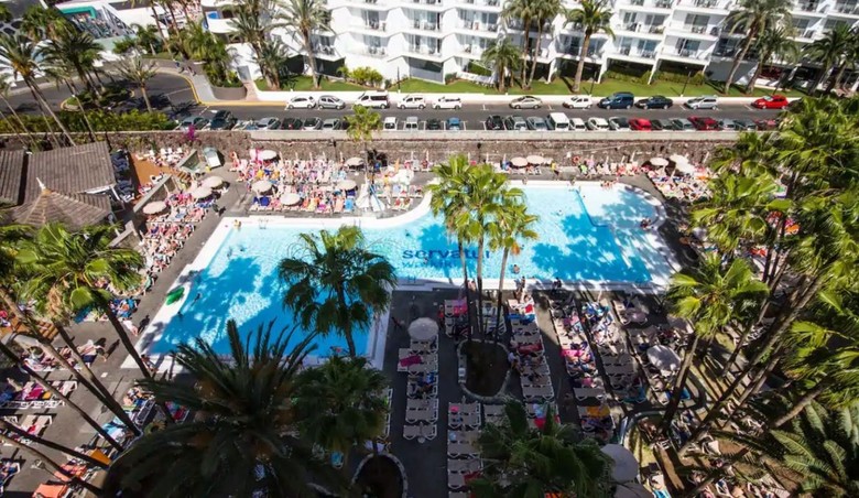 Hotel Servatur Waikiki