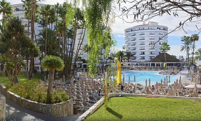 Hotel Servatur Waikiki