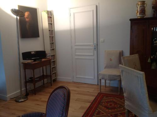 Bed & Breakfast Une Chambre En Ville
