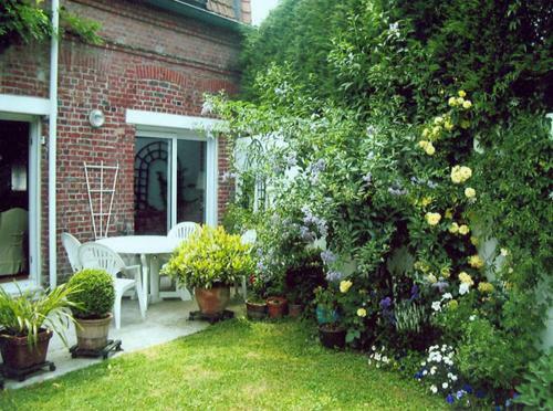 Bed & Breakfast Une Chambre En Ville