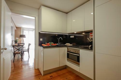 Lisbon Inside Connect - Bairro Alto Apartments