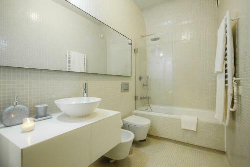 Lisbon Inside Connect - Bairro Alto Apartments