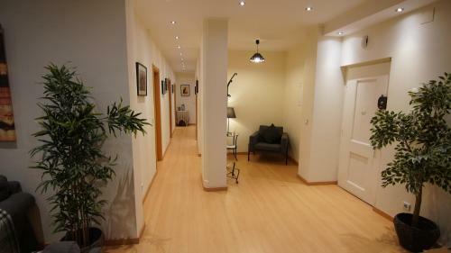 Cozy Apartment In Center
