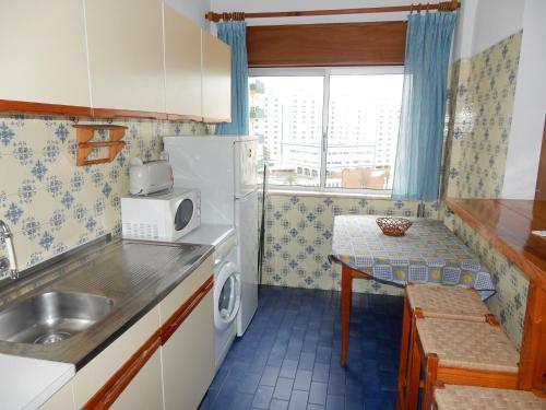 Apartamentos Tur�sticos Coral Da Rocha 3