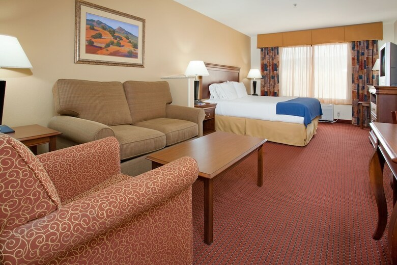 Holiday Inn Express Hotel & Suites Tooele