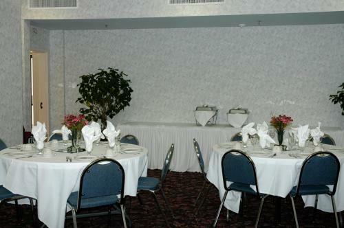 Hotel Baymont Inn And Suites Prince George