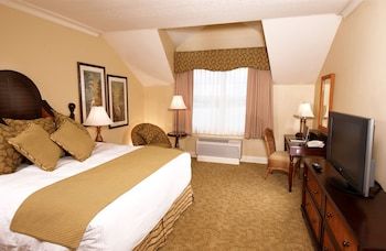 Hotel The Waterfront Inn