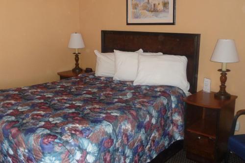 Yucca Motel