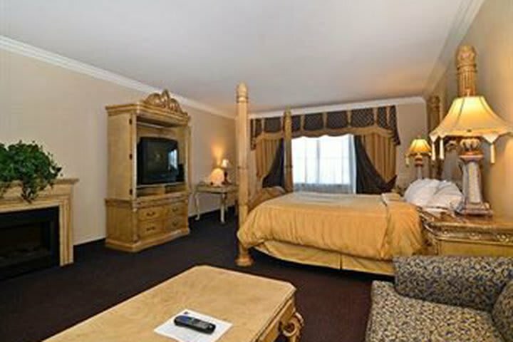 Hotel Comfort Suites Oakley