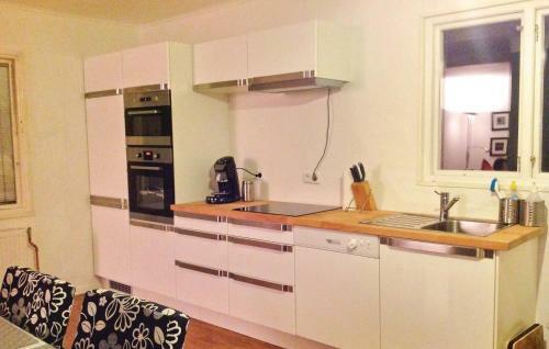 Holiday Home Tomtebogatan M�ler�s