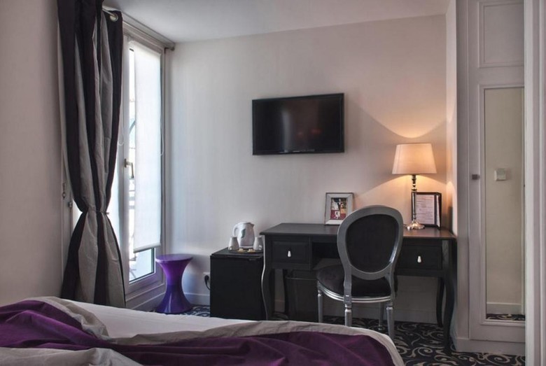 Hotel B Square