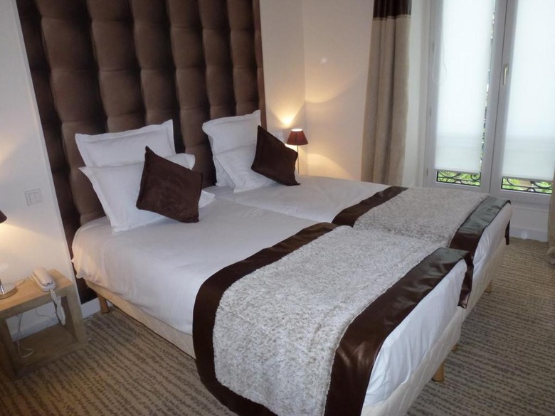 Hotel B Square