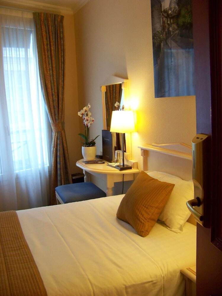 Hotel Louvre Sainte Anne