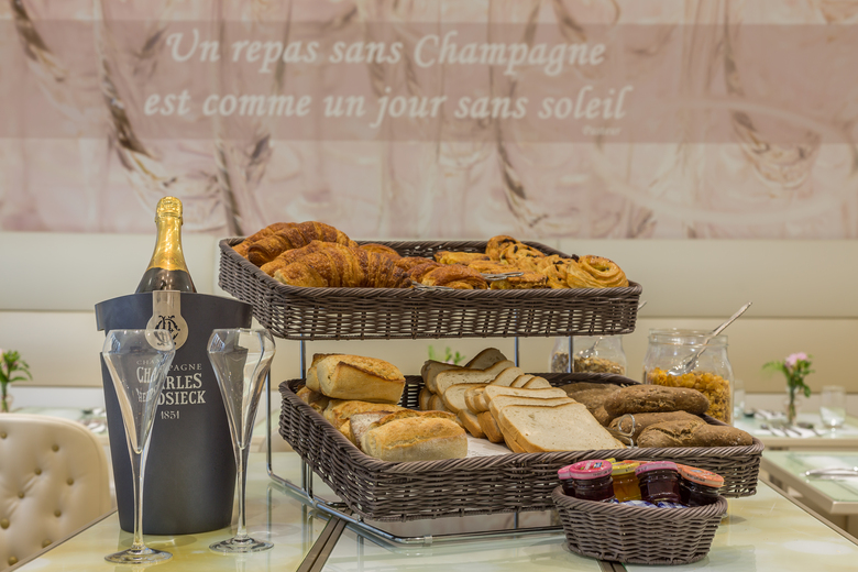 Hotel California Saint Germain