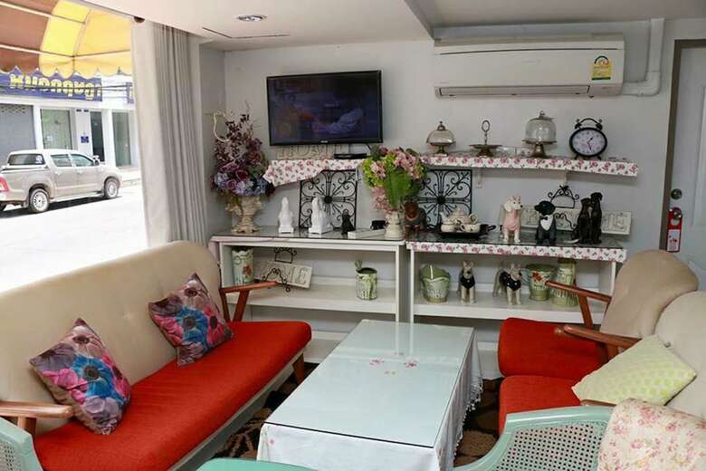 Chic Hotel Suratthani