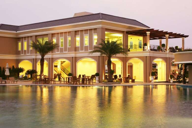 Hotel Lk Legend