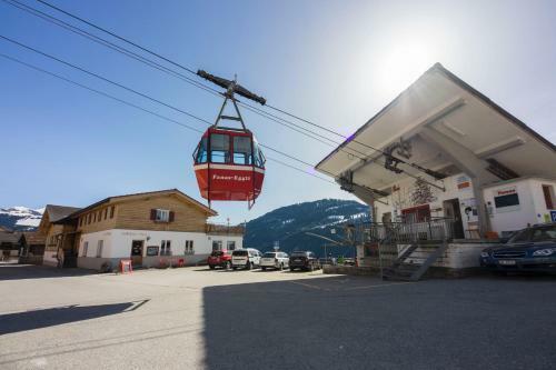 Hotel G�stehaus Alpina In Fanas