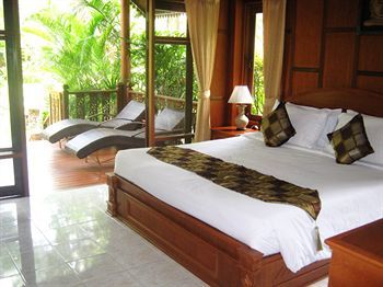 Baan Laem Noi Villa's