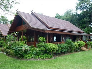 Baan Laem Noi Villa's