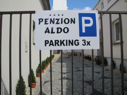 Hostal Penzion Aldo