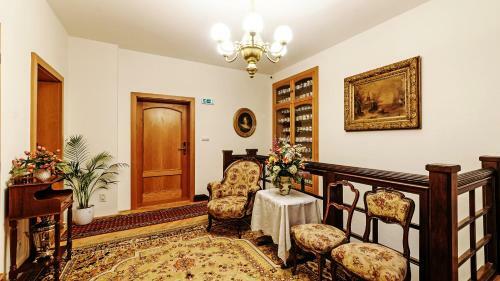 Hostal Bird's Nest