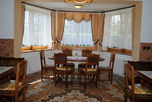 Hostal Pension B&B