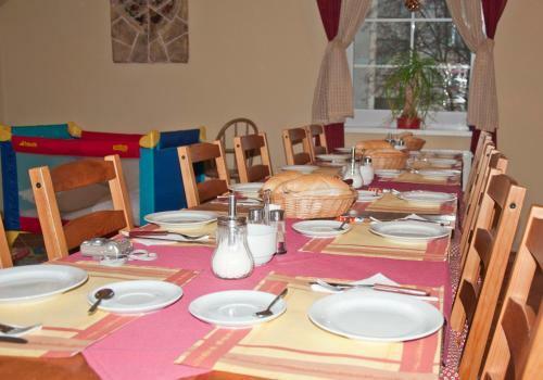 Hostal Pension Marathon