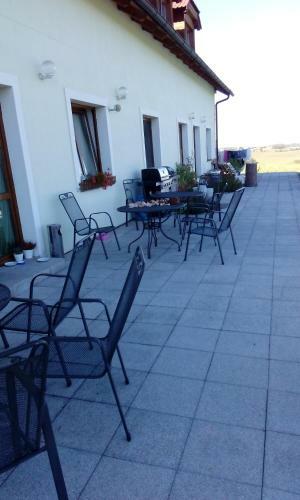 Hostal Penzion Bene?ova Hora