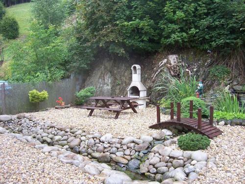 Hostal Pension Holiday