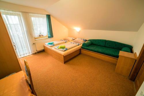 Hostal Pension 220