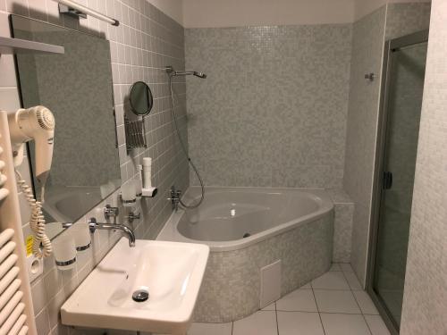 Hostal Penzion U Zvonu