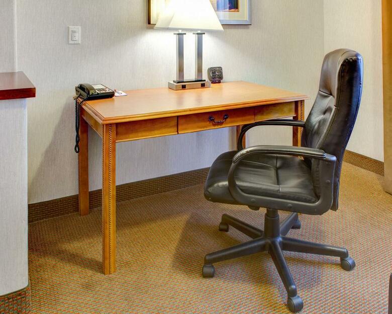 Hotel Comfort Suites Stevenson Ranch