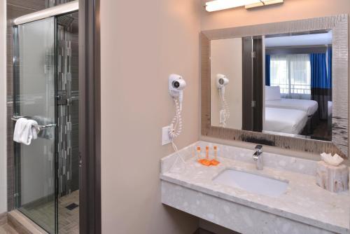 Hotel Tarzana Inn
