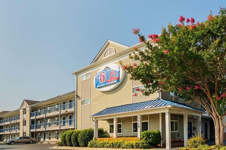 Suburban Extended Stay Hotel Fayetteville