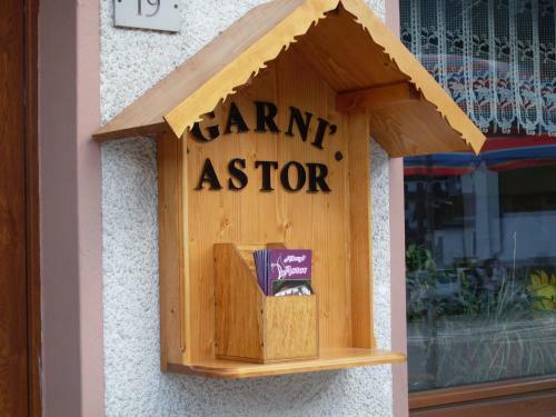 B&B Astor