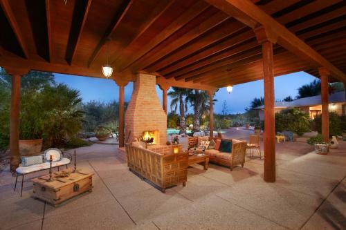 Cactus Cove Bed And Breakfast Inn