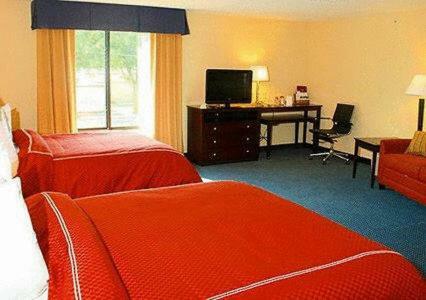 Hotel Comfort Suites Lincoln East