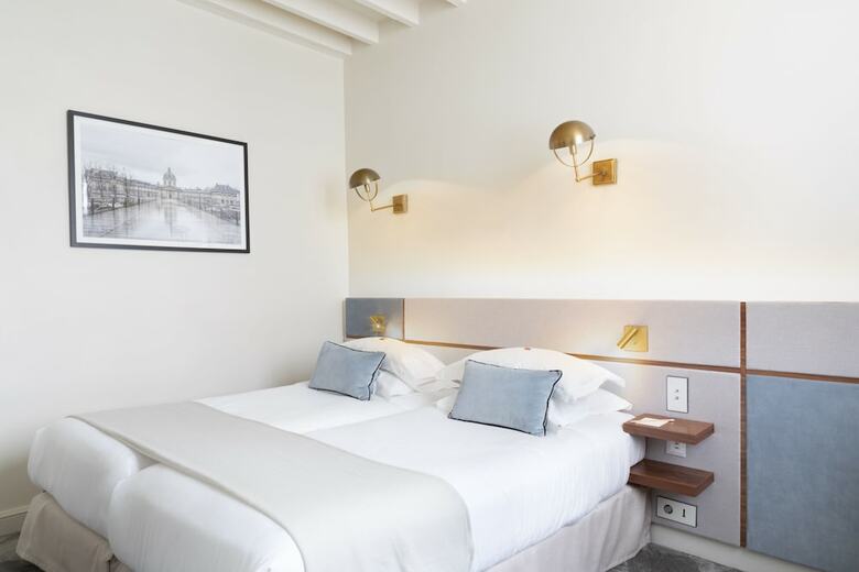 Hotel Verneuil